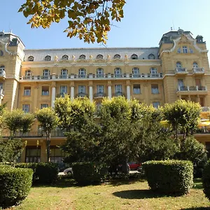 Riviera ** Pula